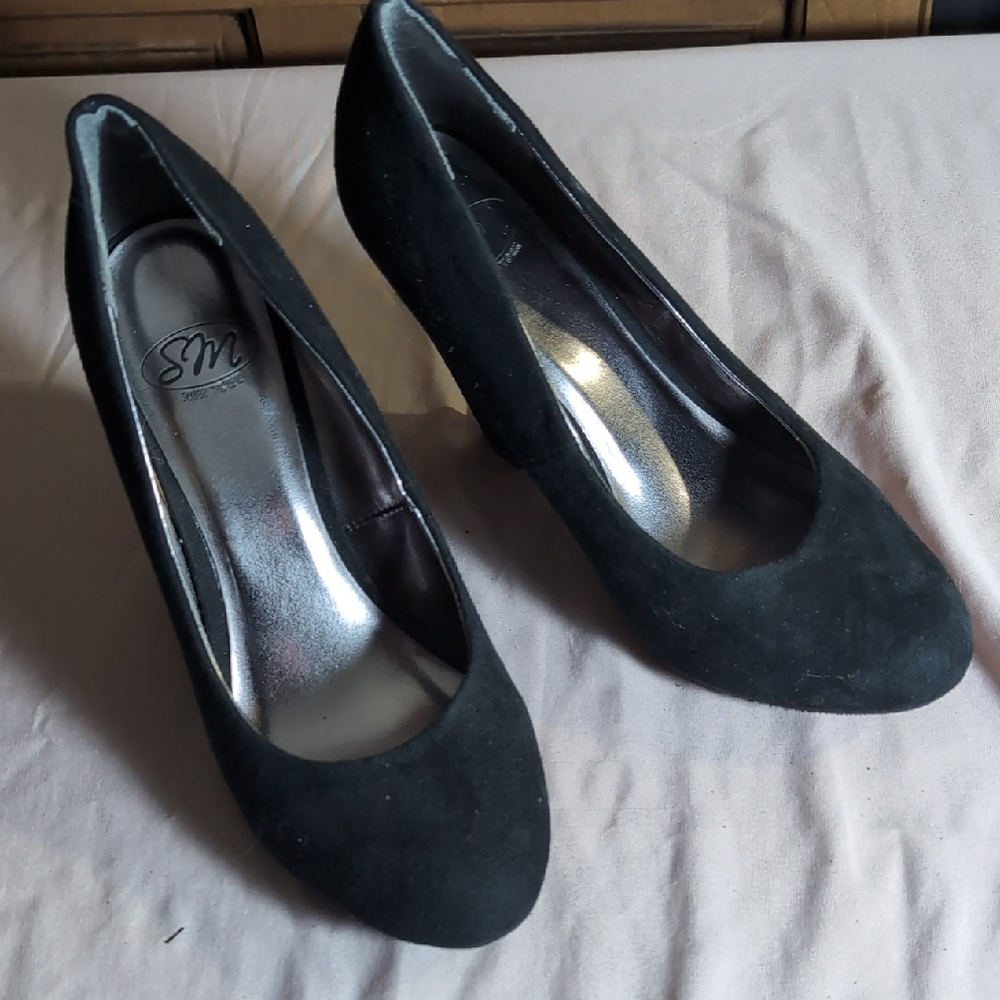 SM New York Classic Black Heels